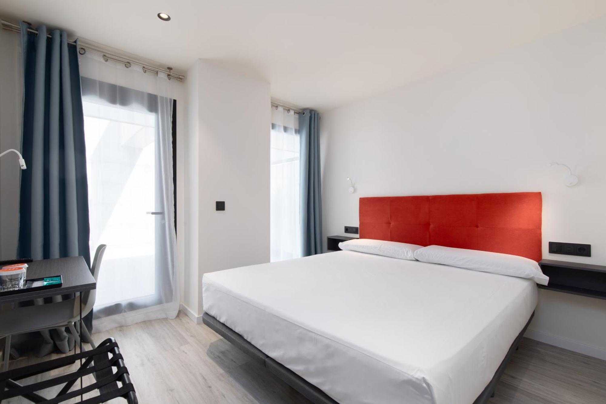 Hotel Arena Zone Hotel&café 3*